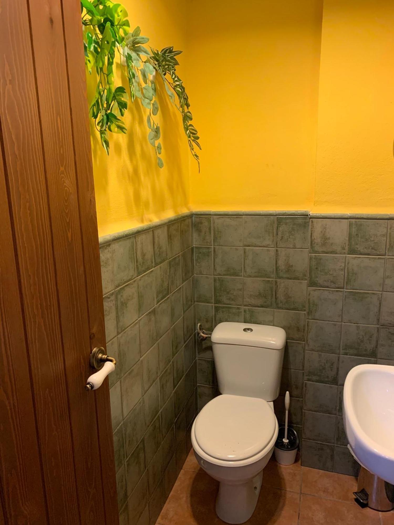Spanglish Hostel Benidorm Bagian luar foto